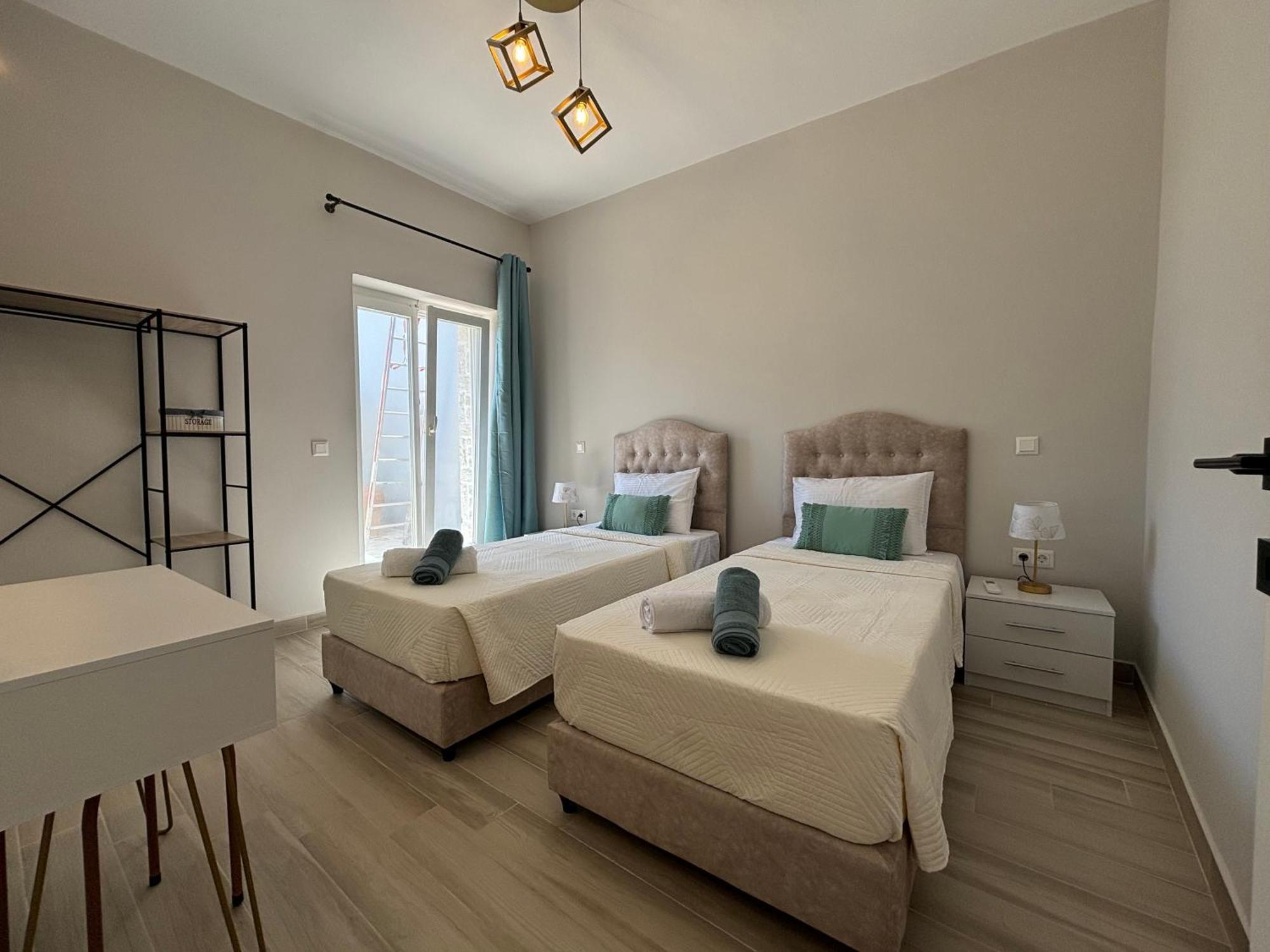 Mayflower Apartments Kassiopi Buitenkant foto