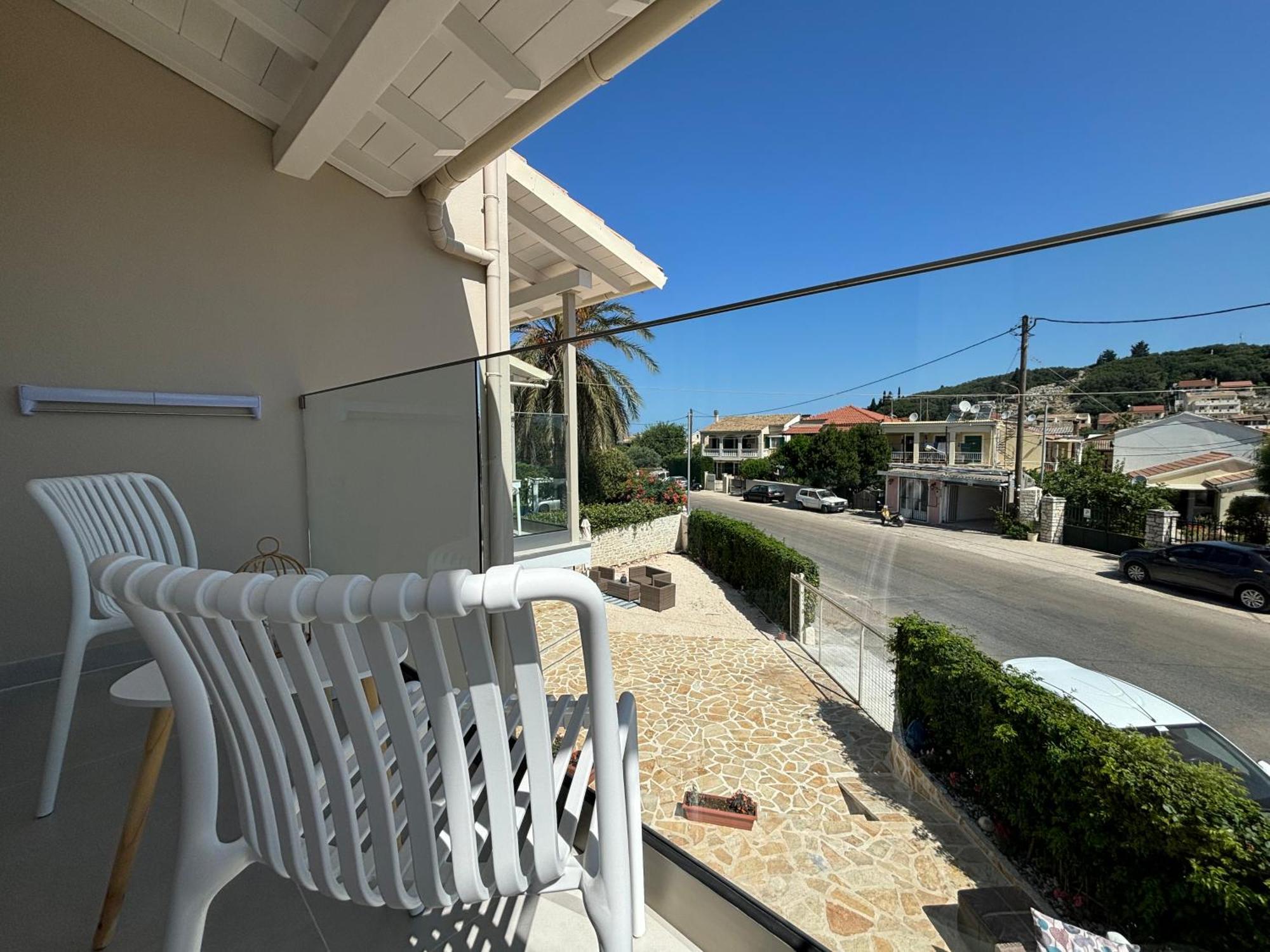 Mayflower Apartments Kassiopi Buitenkant foto